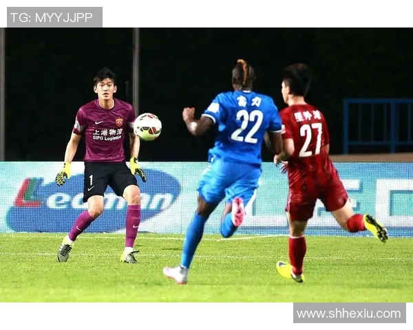 FC东京迎战秋田蓝闪电力争主场胜利展现强队风范