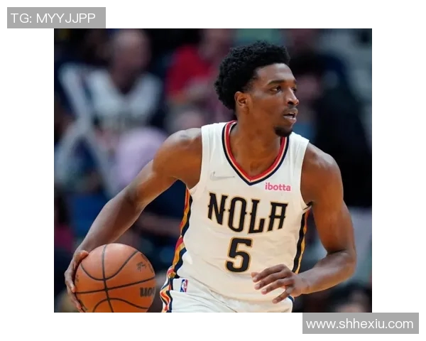 赫伯特琼斯的篮球之路与个人成长历程探讨