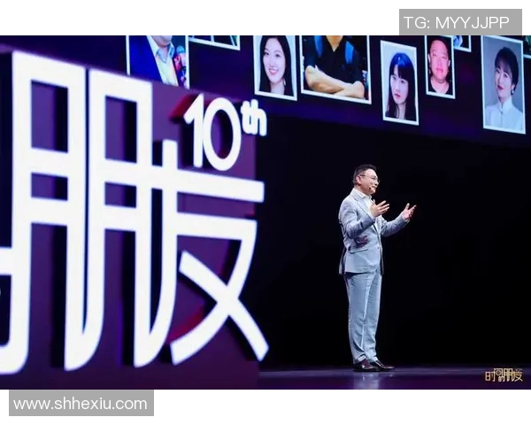 里耶卡与社会的碰撞：探索城市文化与社区发展的新视角